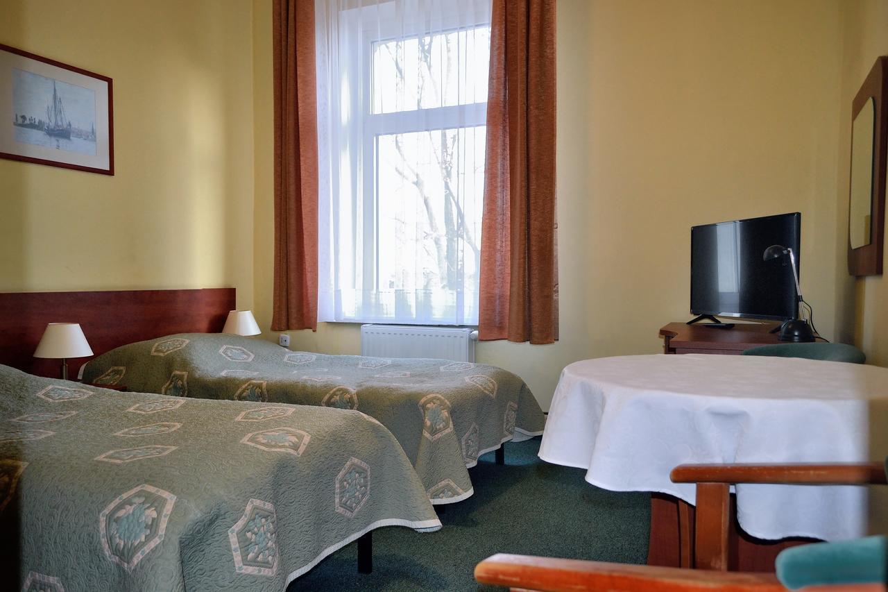 Hotel Kapitan Шчечин Екстериор снимка