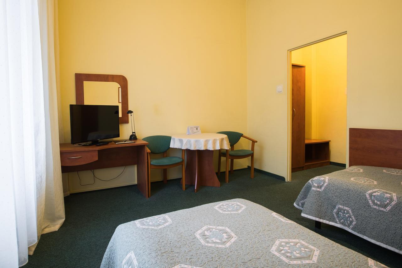 Hotel Kapitan Шчечин Екстериор снимка