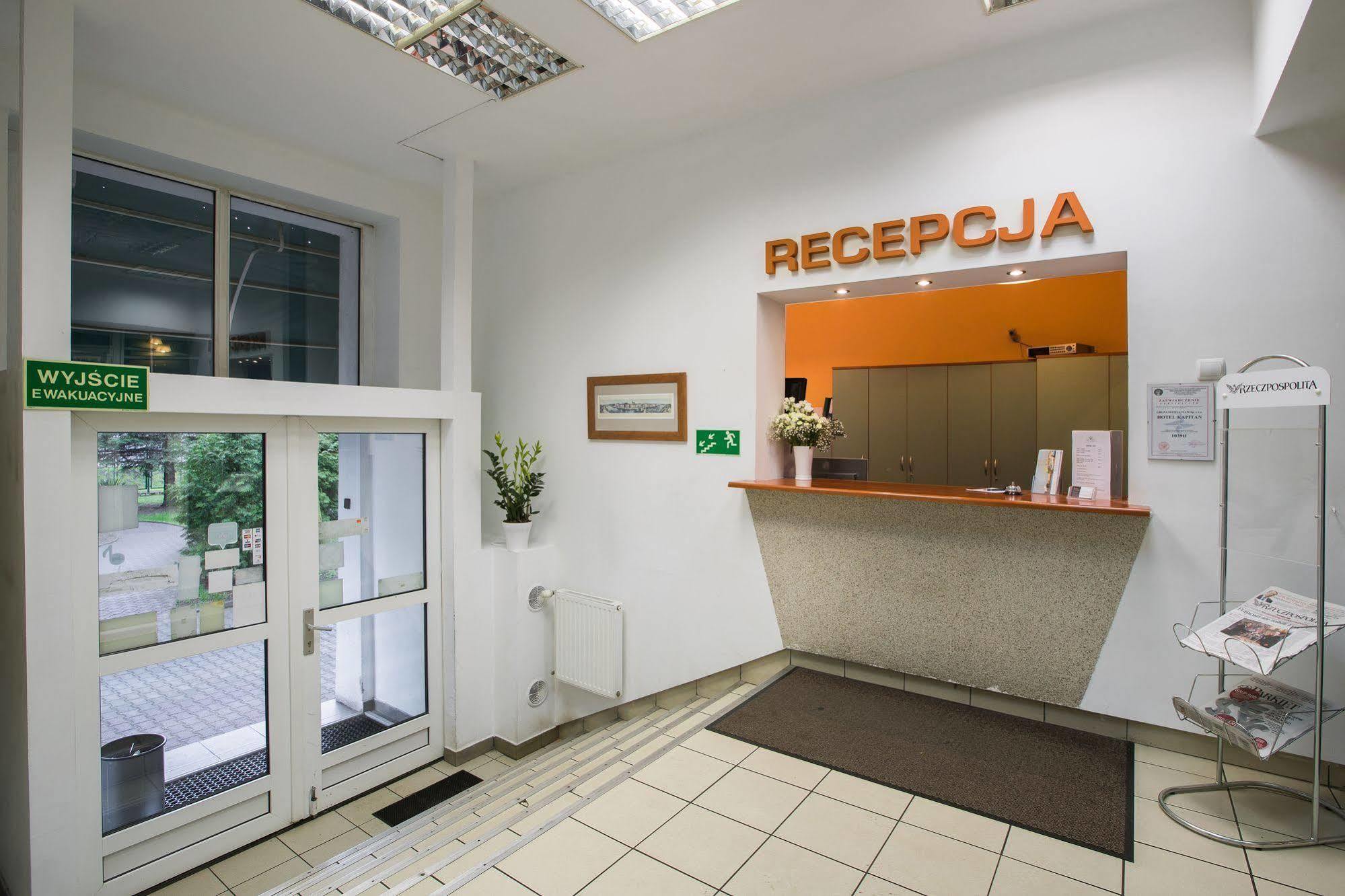 Hotel Kapitan Шчечин Екстериор снимка